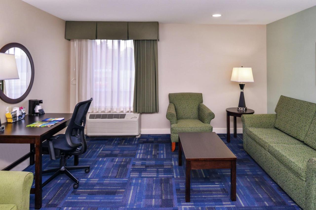 Hampton Inn Eugene Exterior photo